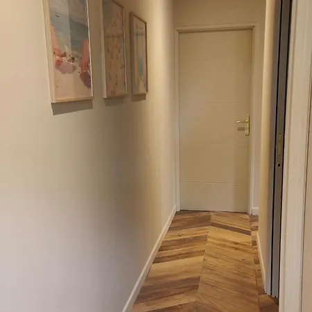 Camelia Jacuzzi Vue Villa *