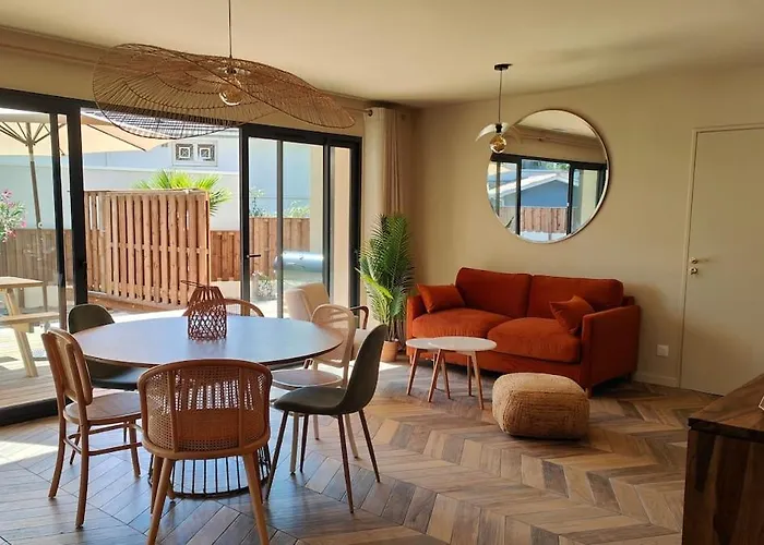 Villa Camelia Jacuzzi Vue