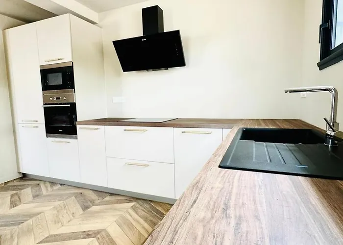 Camelia Jacuzzi Vue Villa